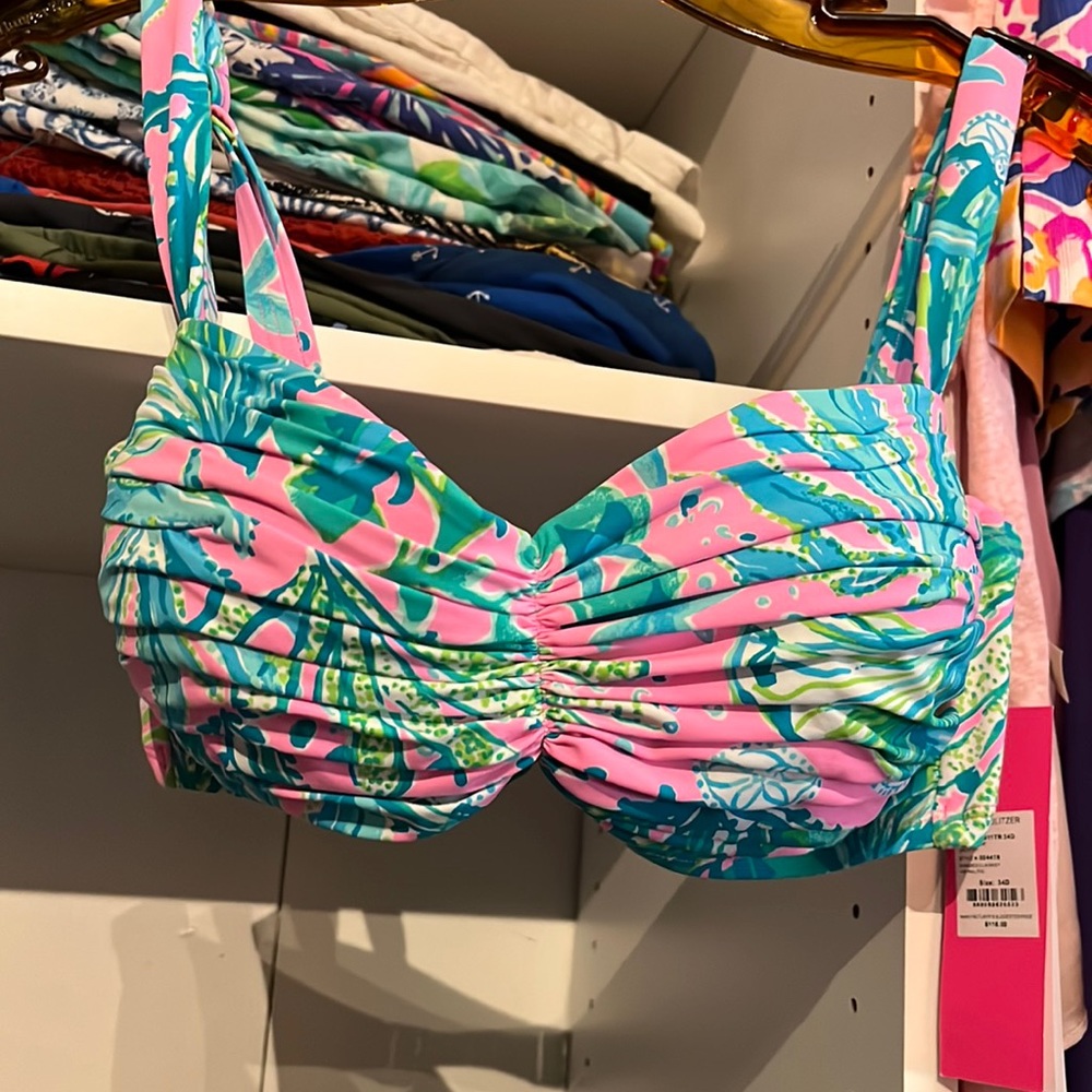 Lilly Pulitzer bikini top style 004419 Mandevilla baby.   34D brand new